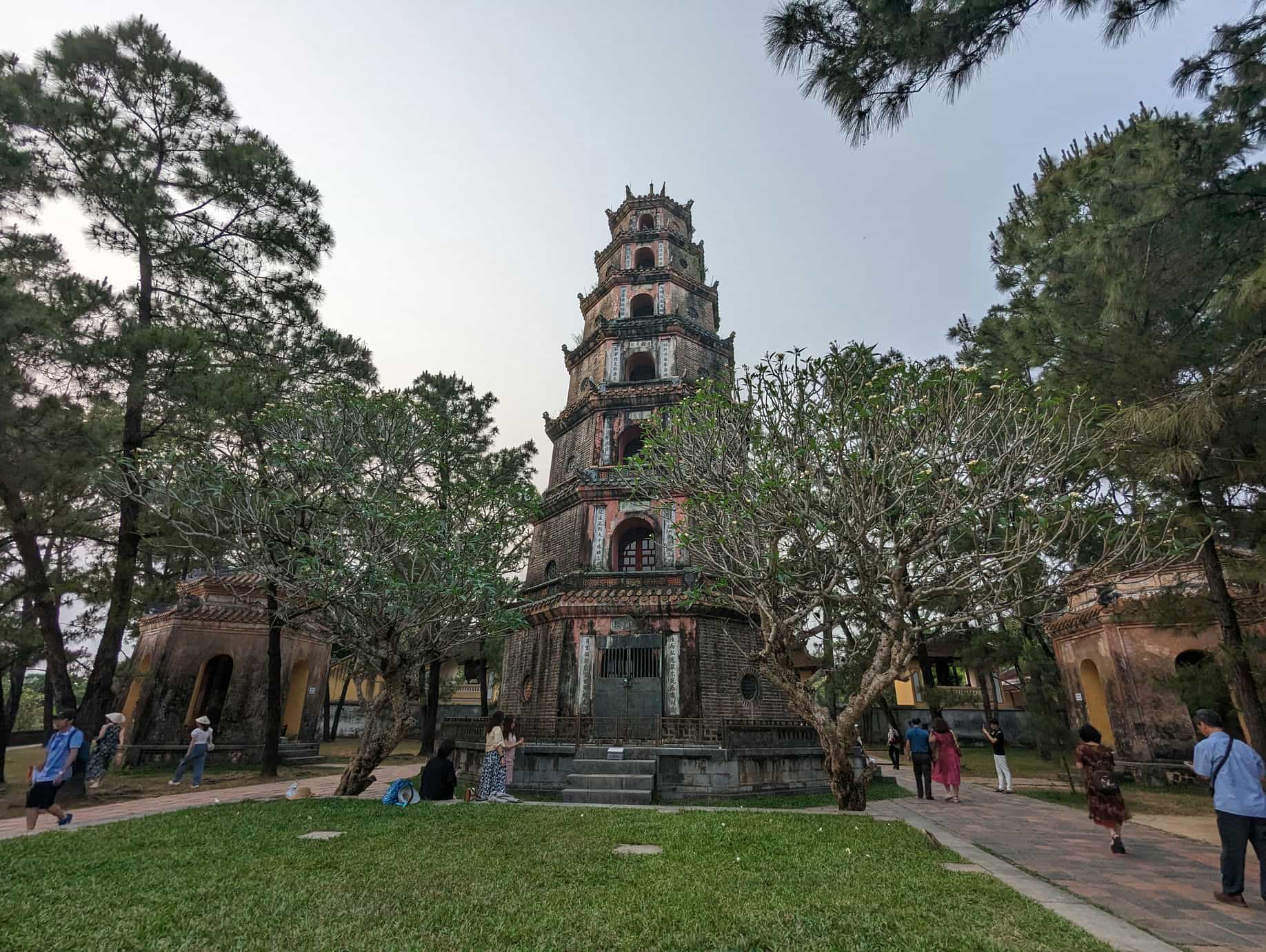 Pagode de Thien Mu à Hué Pagode de Thien Mu à Hué